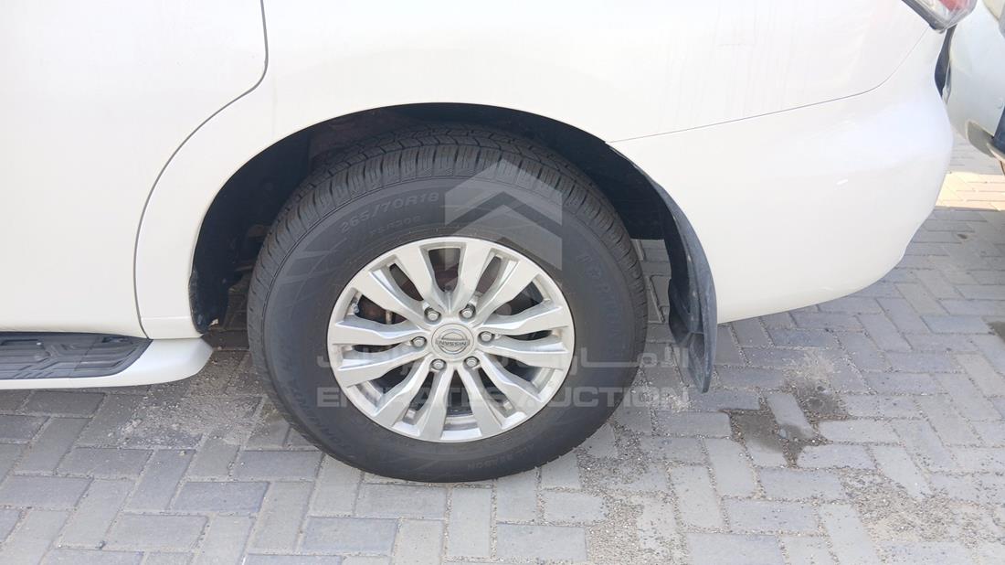 نيسان باترول 2019 — الإطار الخلفي الأيسر — صورة 30