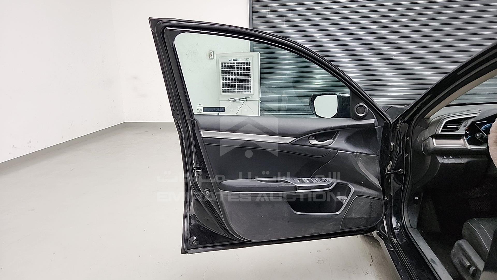 2021 HONDA CIVIC VIN: 19XFC1F37ME001782