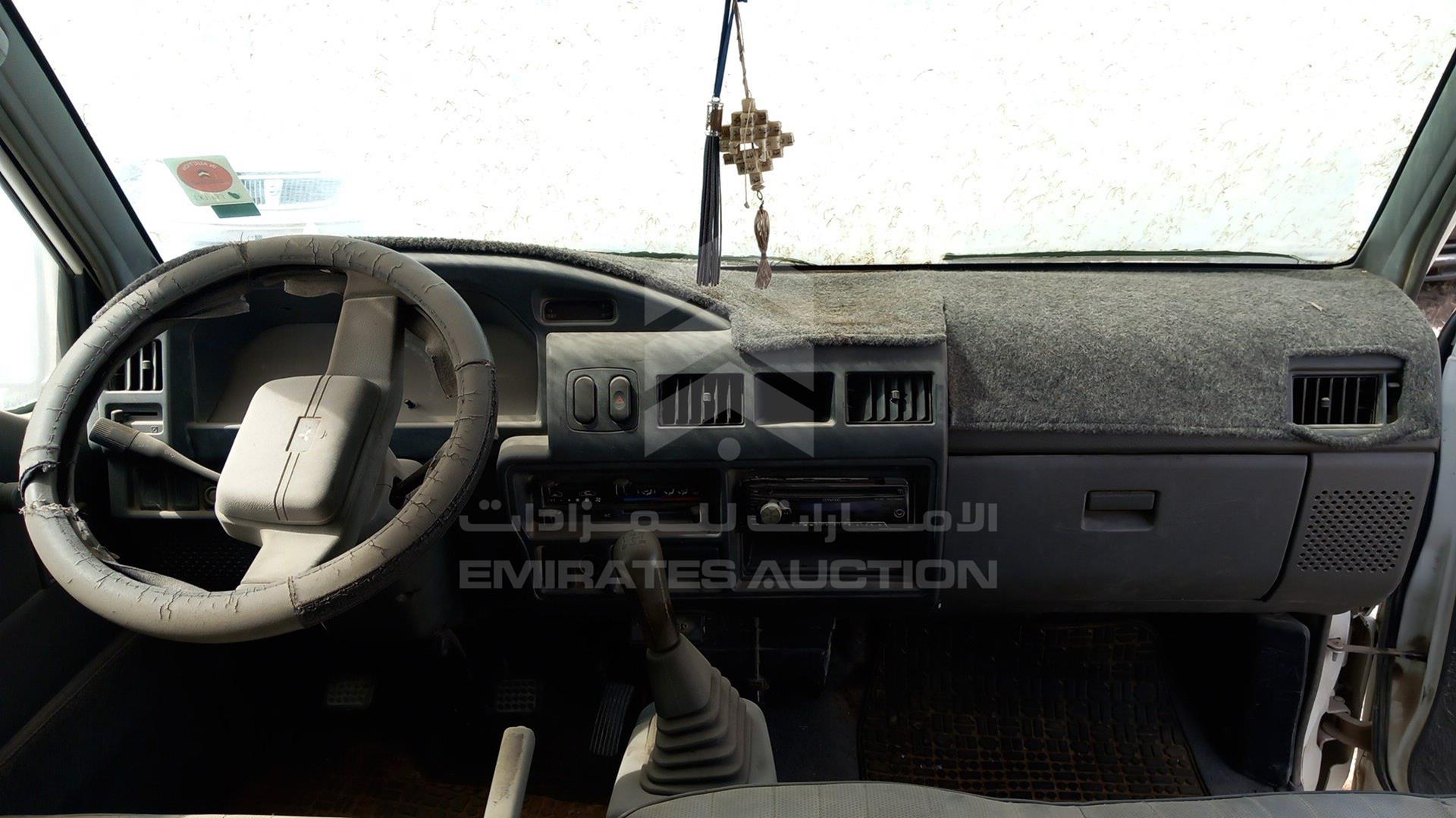 2013 MITSUBISHI L 300 VIN: JMYHNP13WDA701238