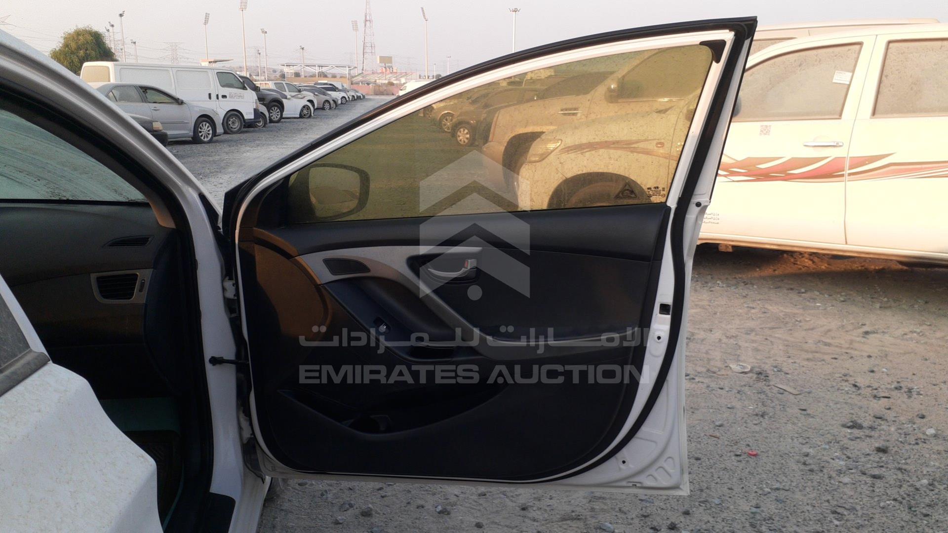 2015 HYUNDAI ELANTRA VIN: KMHDG41C7FU161827