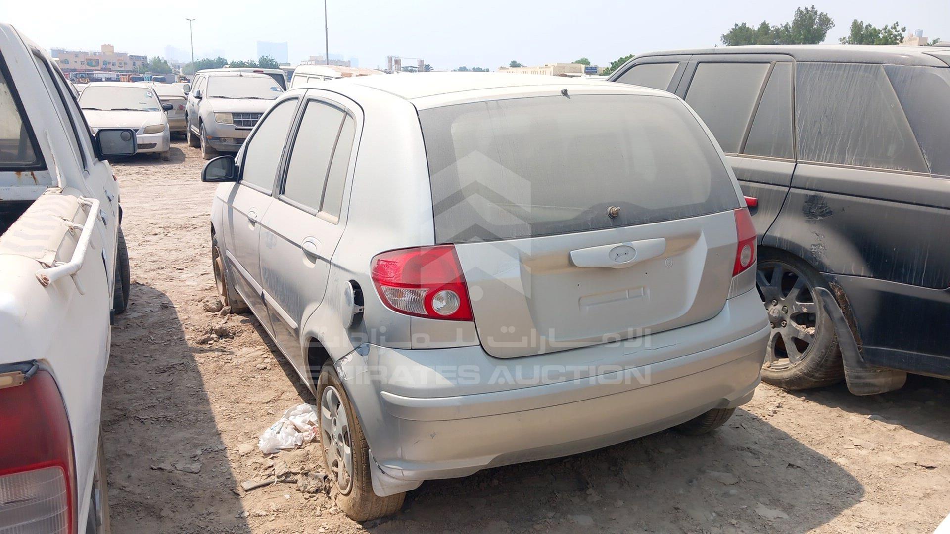 2004 HYUNDAI --- VIN: KMHBT51H44U182149