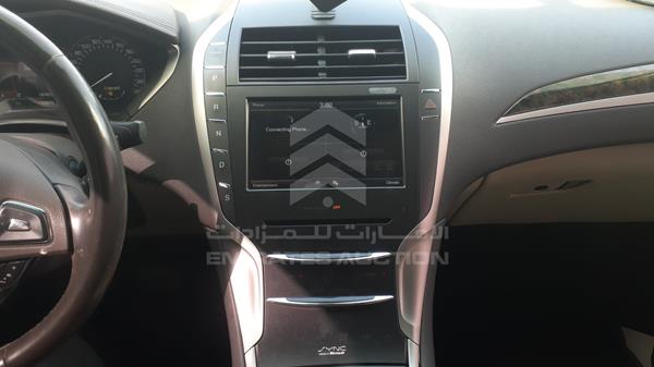 Lincoln MKZ 2015 3LN6L2G98FR624828 Image 9