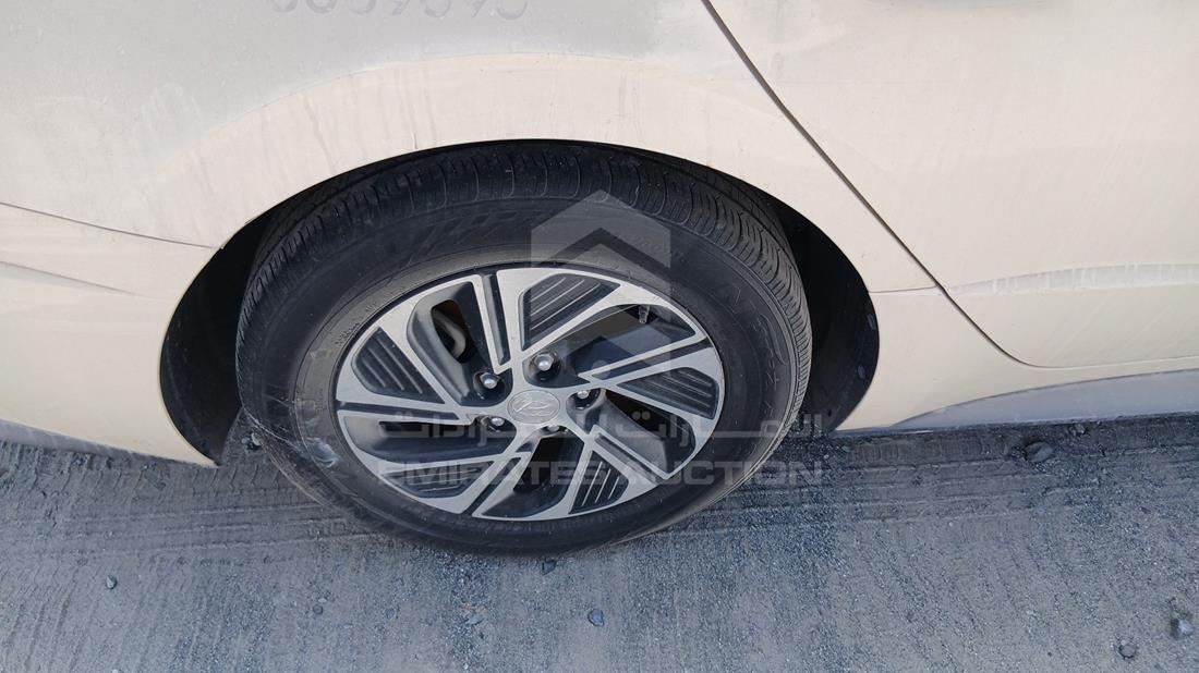 هيونداي سوناتا هجينة 2021 — الباب الخلفي الأيمن — صورة 30