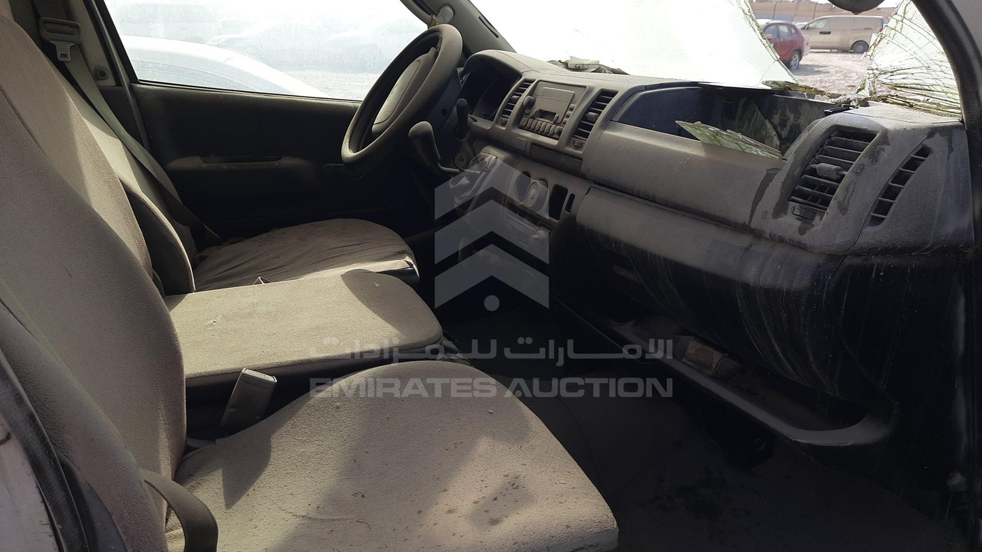 2006 TOYOTA HIACE VIN: JTFHX02PX60005442