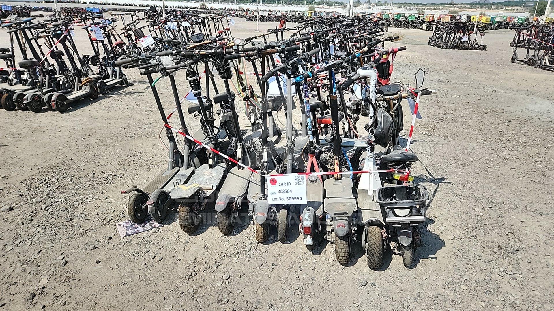 0 UNDEFINED 20 ELECTRIC SCOOTER VIN: YY01LY01240402368