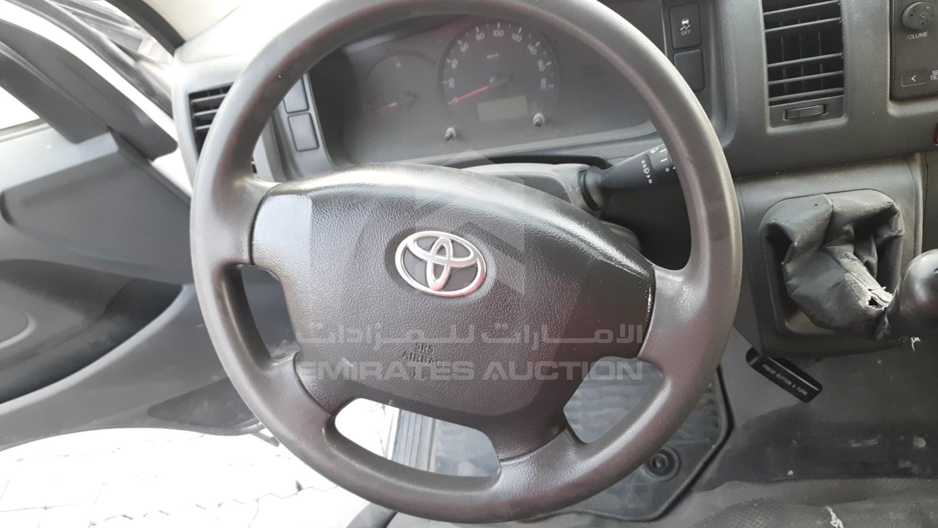 2017 TOYOTA HIACE VIN: JTFHX02P1H0111359