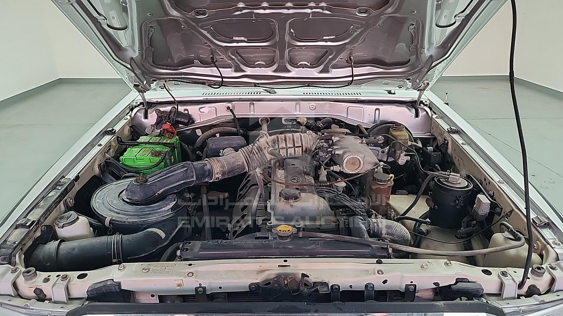 2009 TOYOTA LAND CRUISER VIN: JTFLJ71J198018409