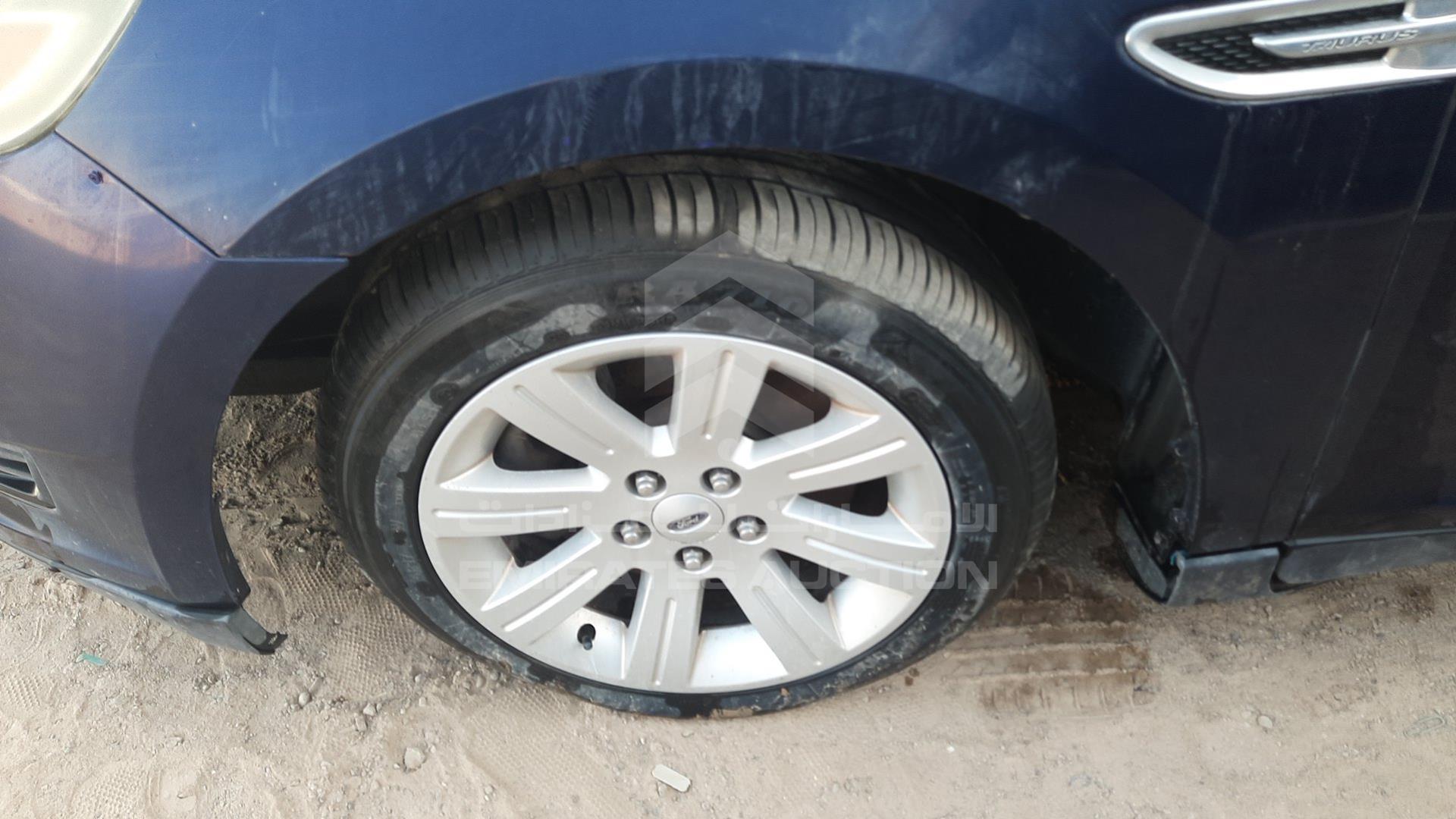 2011 FORD TAURUS VIN: 1FAHP2DW5BG137766