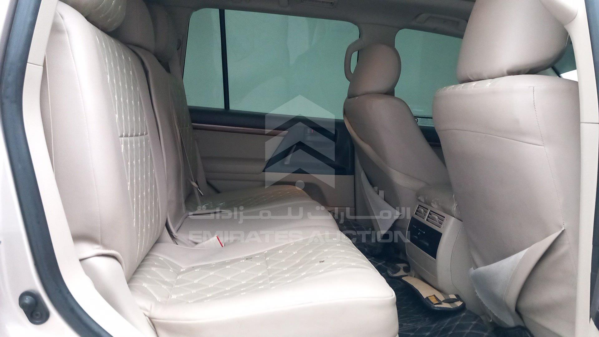2018 TOYOTA LAND CRUISER VIN: JTMHX01J0J4160430