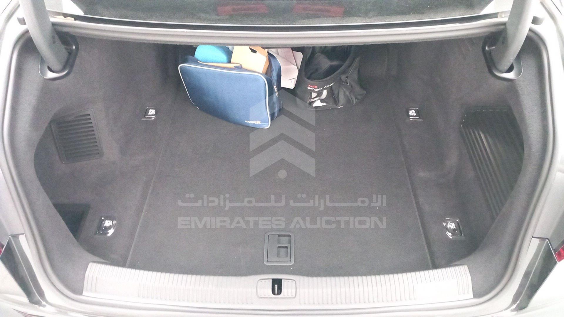 2021 AUDI A8 L VIN: WAUZZZF85MN018708