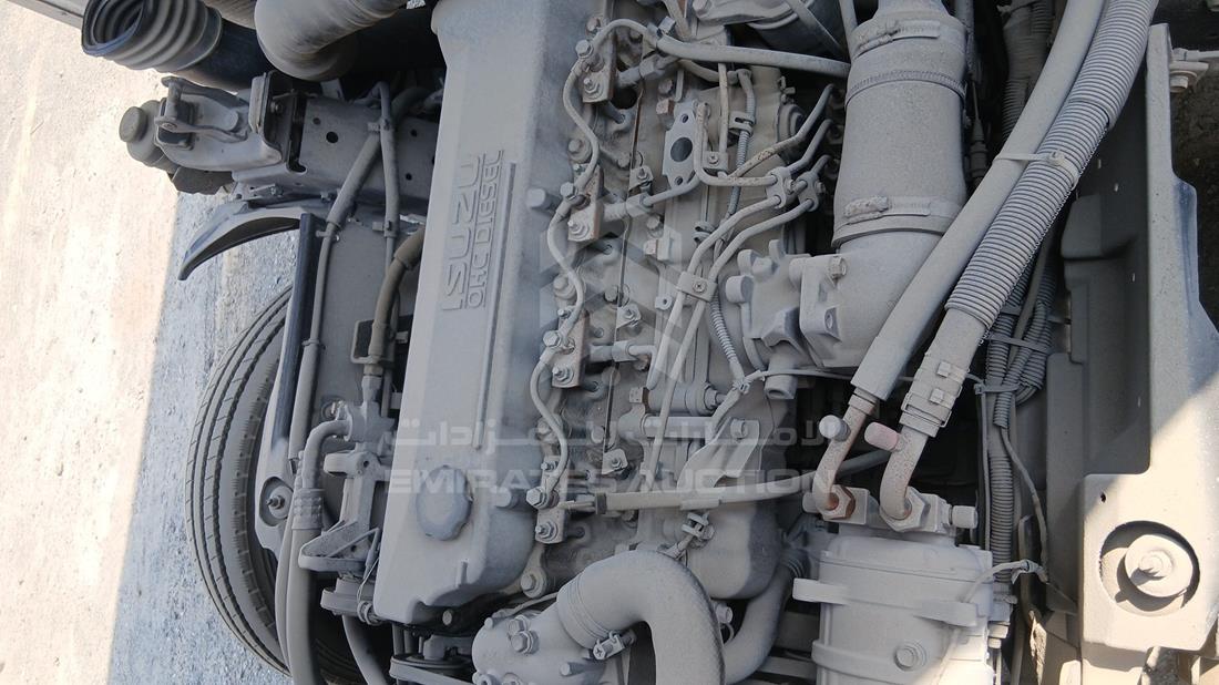 2013 Isuzu Reward NM — Engine Bay — Photo 26