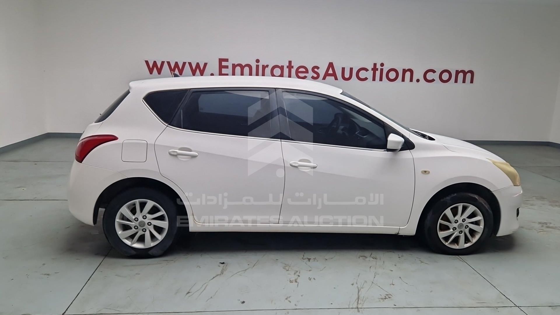2016 NISSAN TIIDA VIN: MNTBC2C9XG6010301