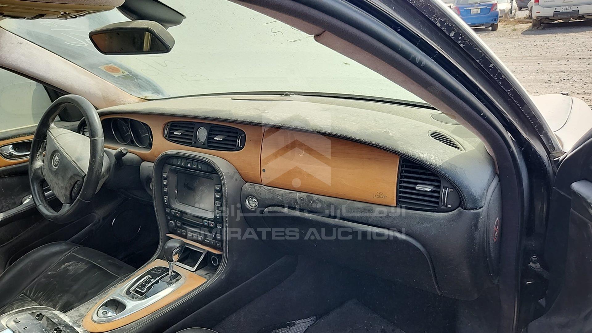 2006 JAGUAR X J 8 VIN: SAJAA86G66TG50578