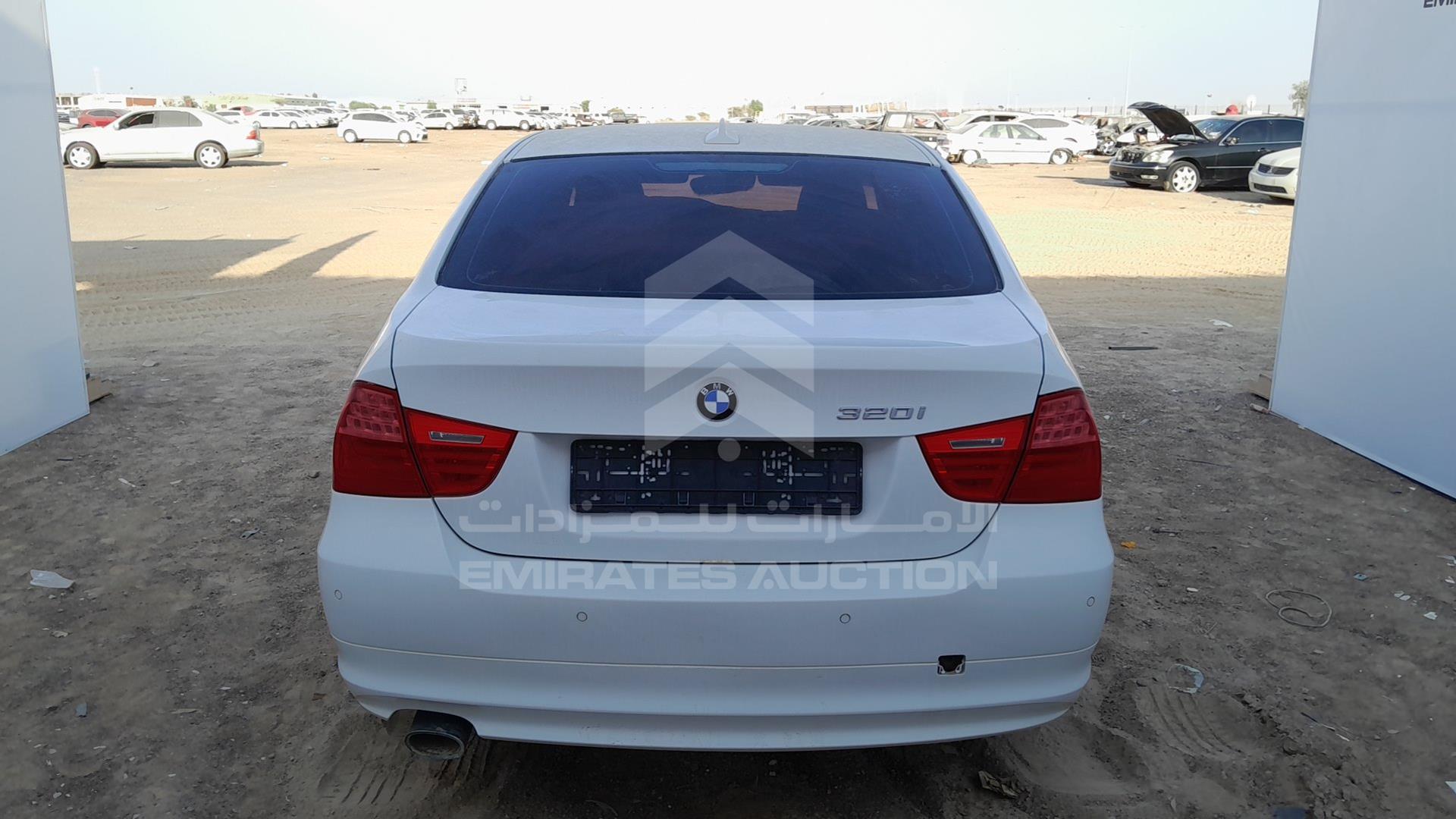 2011 BMW 320I VIN: WBAPG5105BA846365