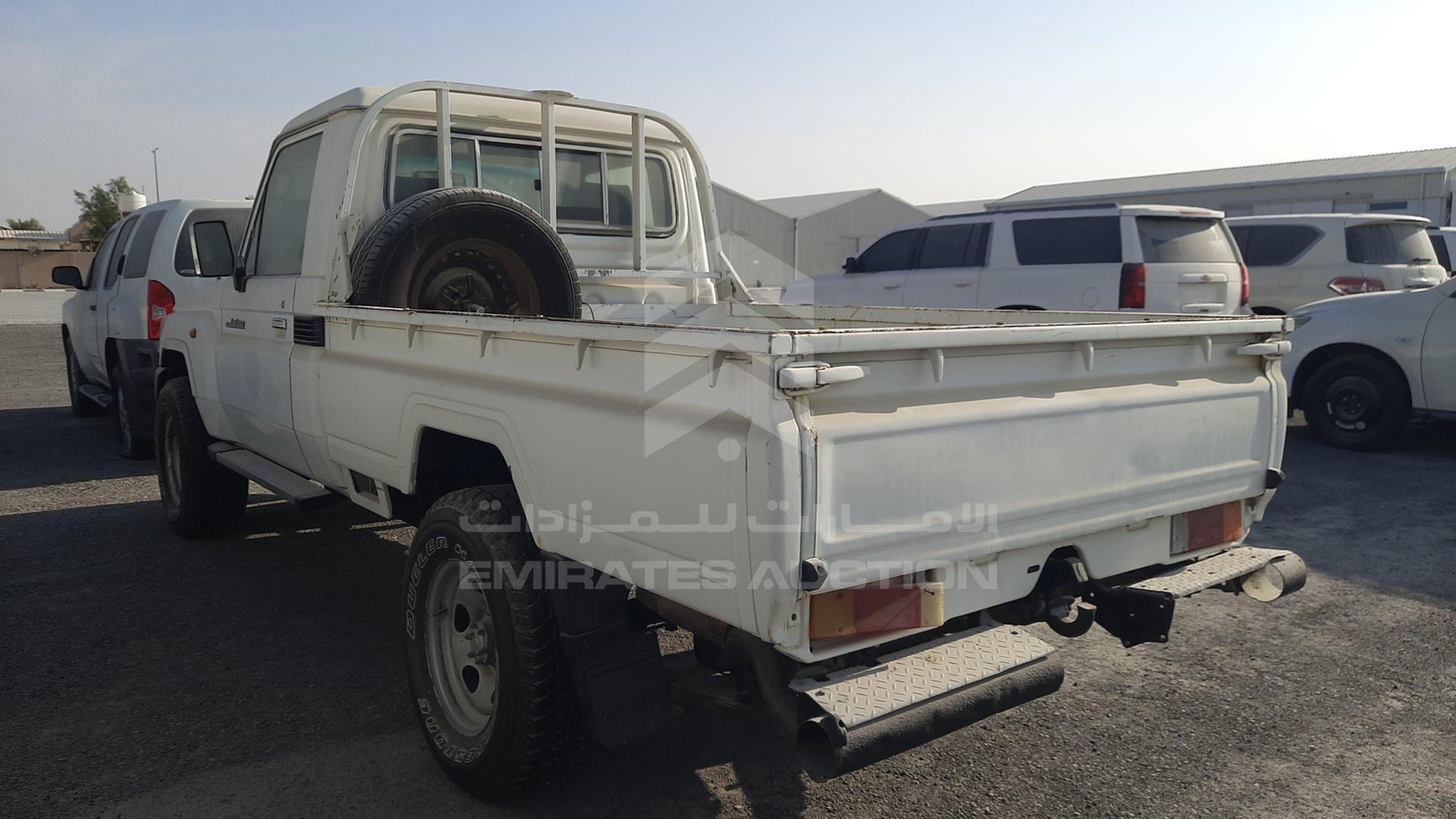 2008 TOYOTA LAND CRUISER PICKUP VIN: JTFLJ73J686045841