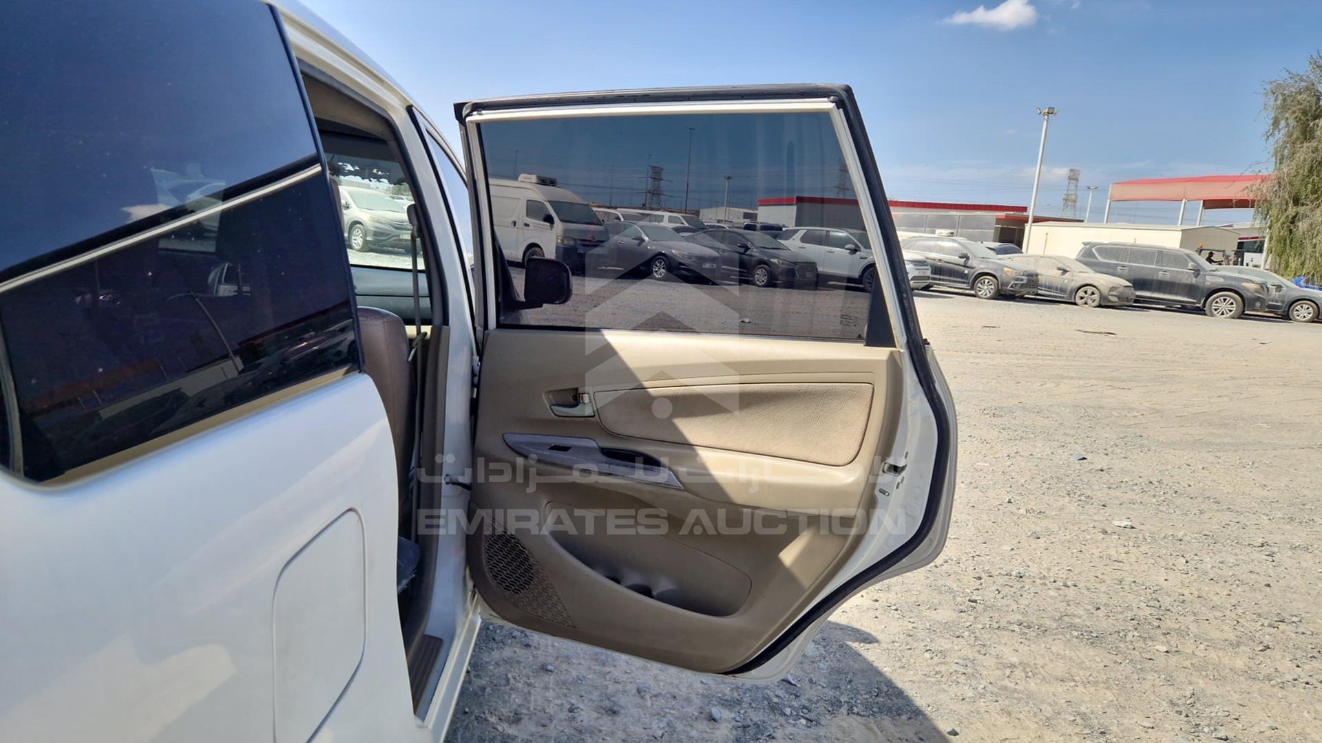 2015 TOYOTA AVANZA VIN: MHKMC13F4FK015618