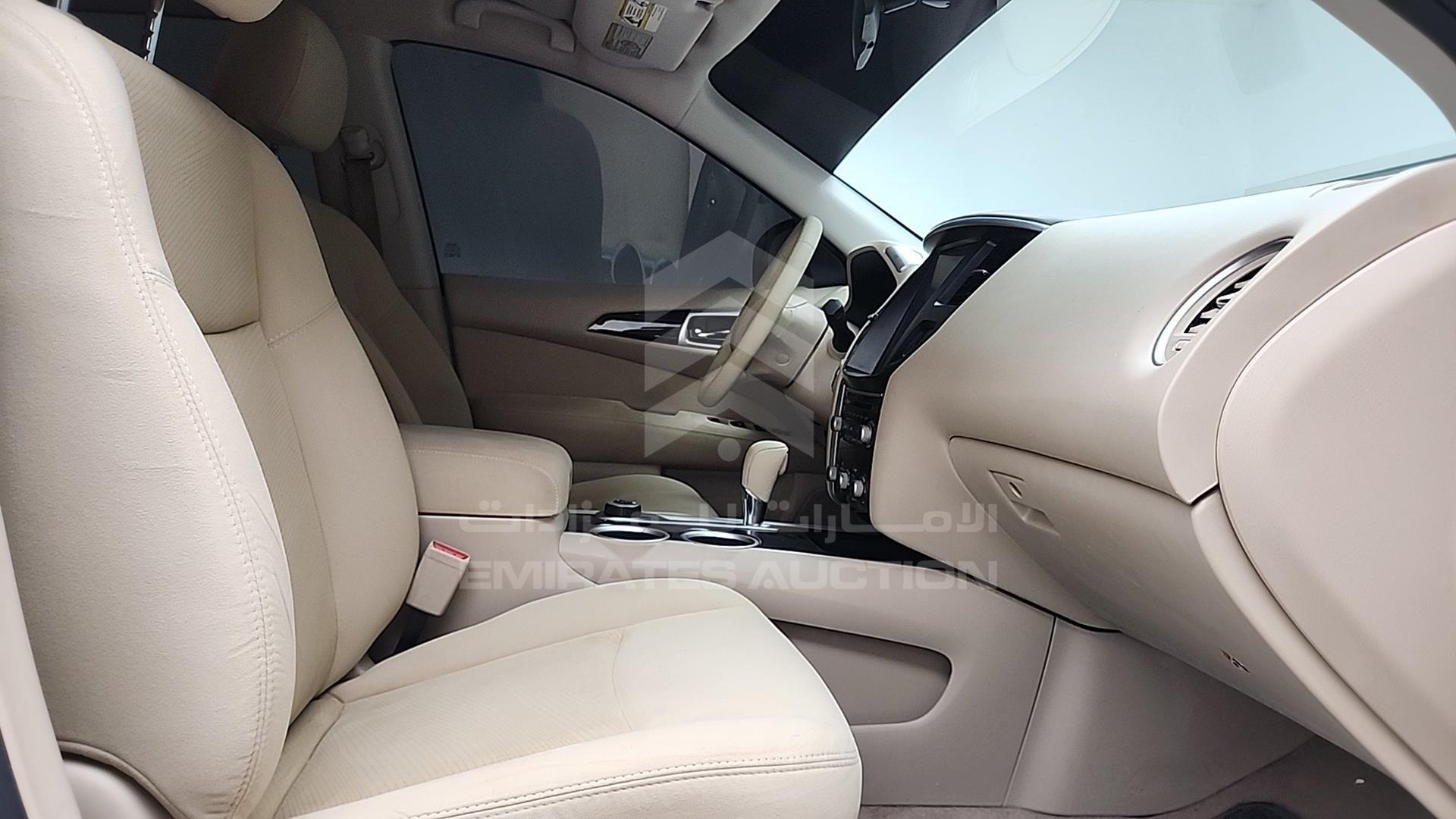 2015 NISSAN PATHFINDER VIN: 5N1AR2M54FC704037