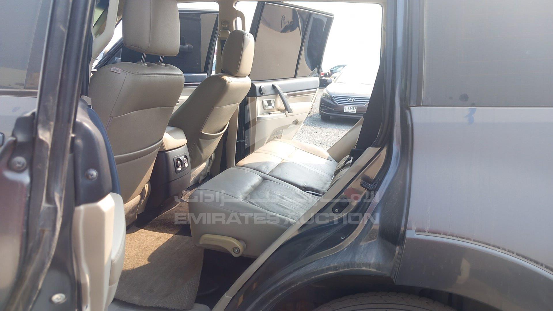 2013 MITSUBISHI PAJERO VIN: JMYLRV95WDJ701089