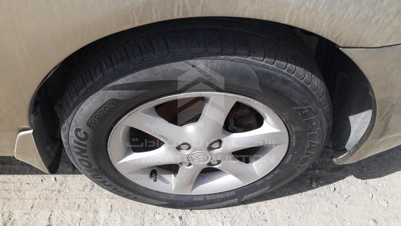 JTDBR22E163146269 Auction: EmiratesAuction Lot: 405849 JTDBR22E163146269 Toyota Corolla 2006 GOLD Photo 30