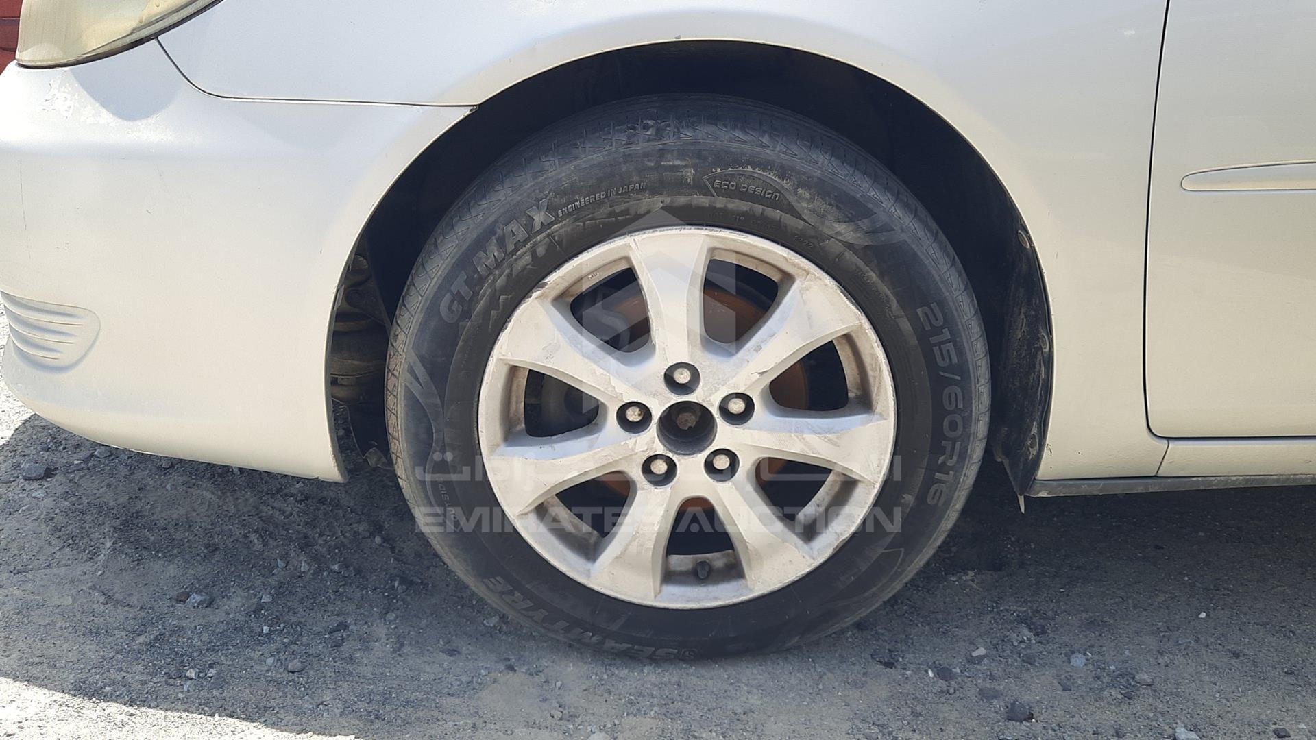 2005 TOYOTA CAMRY VIN: 4T1BE32K15U986614