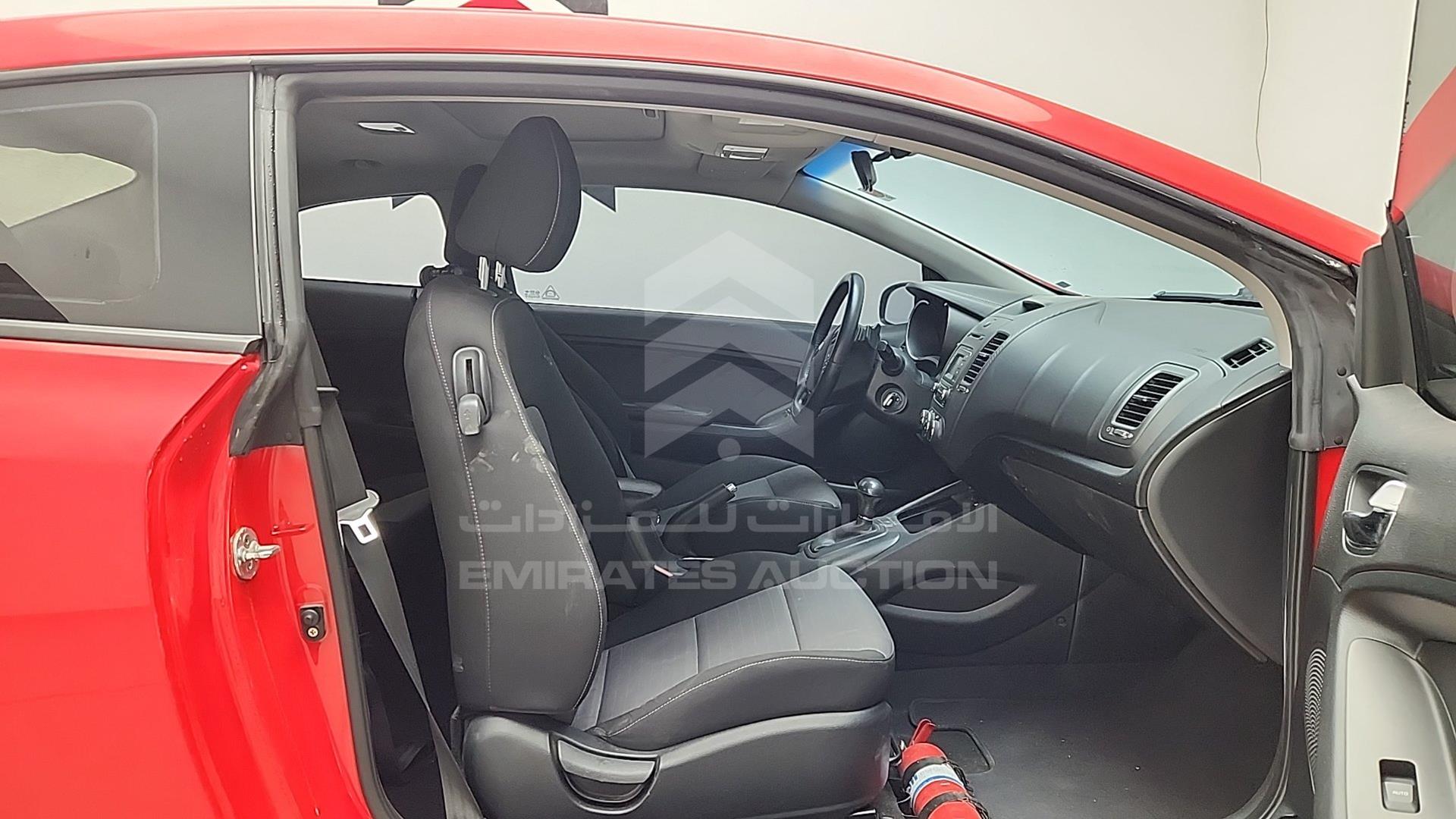 2016 KIA CERATO VIN: KNAFZ6179G5453686