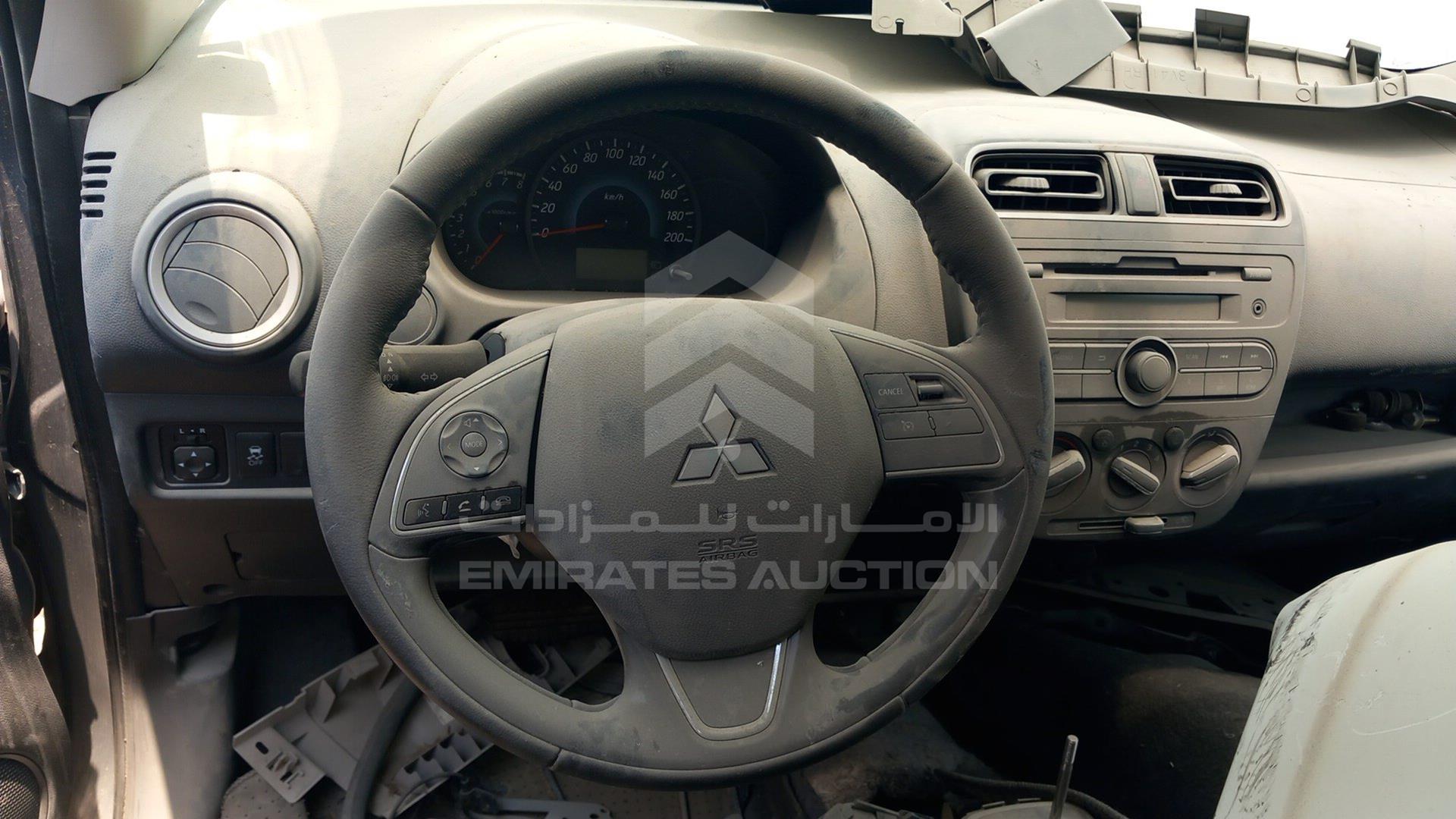 0 MITSUBISHI --- VIN: MMDAFT6J5MH008852