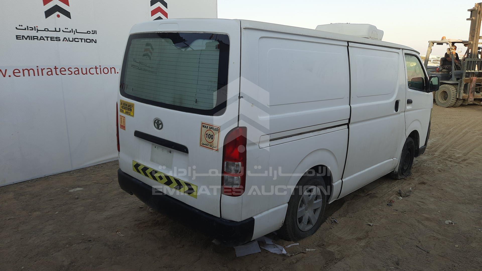2006 TOYOTA HIACE VIN: JTFHX02PX60010799
