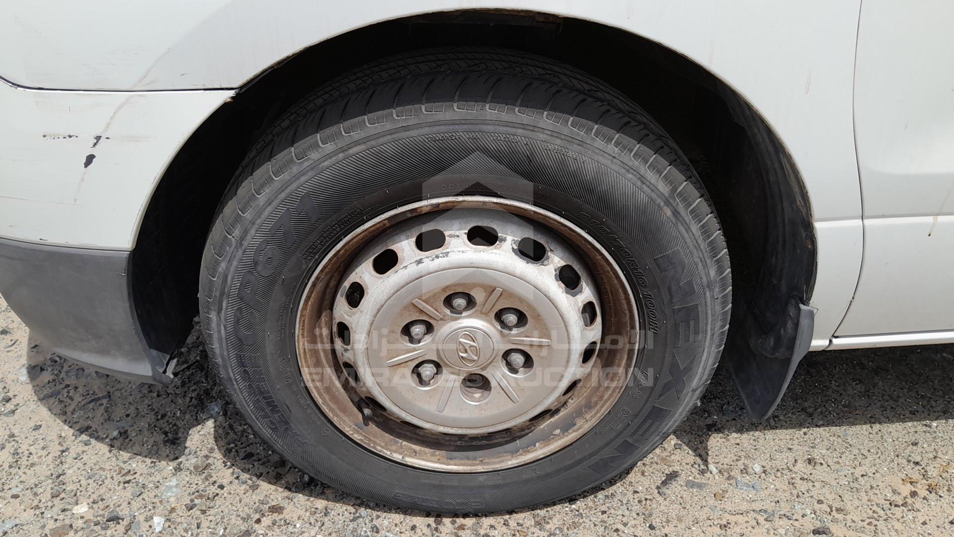 2016 HYUNDAI H1 VIN: KMHWG81R7GU755954