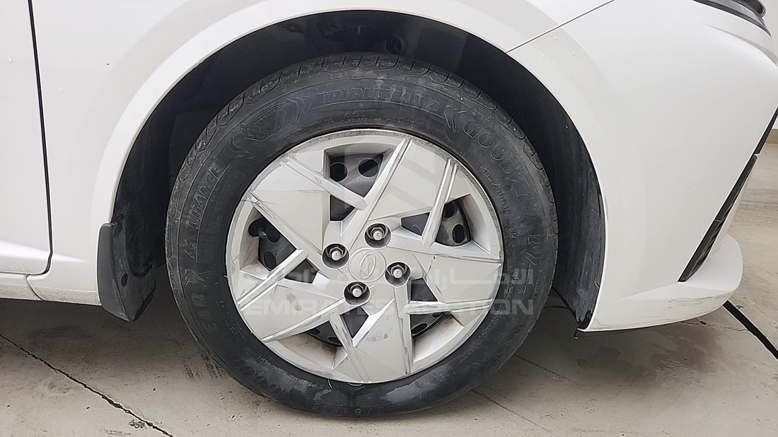 2025 Hyundai Accent — Front Right Tyre — Photo 33
