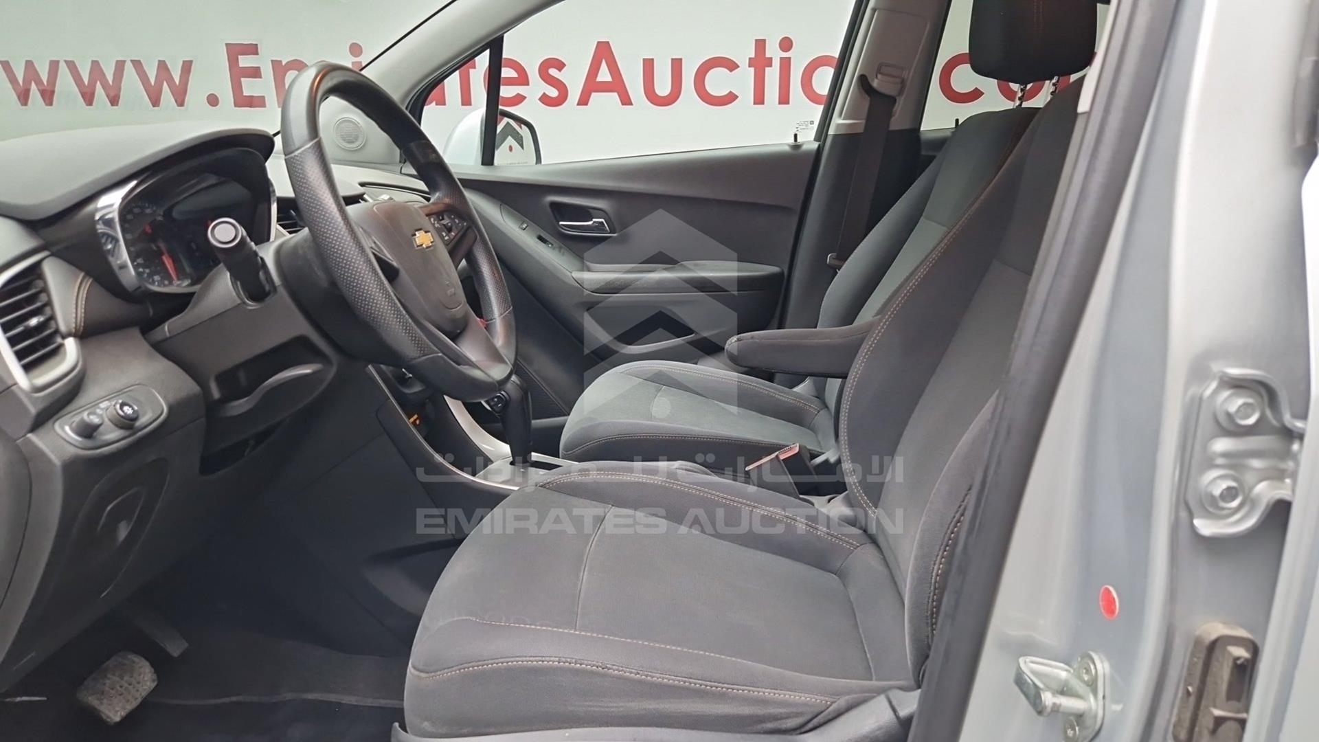 2020 CHEVROLET TRAX VIN: 3GNCJKSB2LL306166