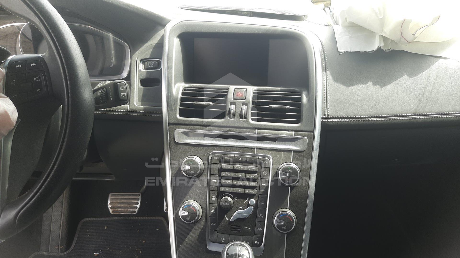 2014 VOLVO XC 60 VIN: YV140CDZ9E2602333