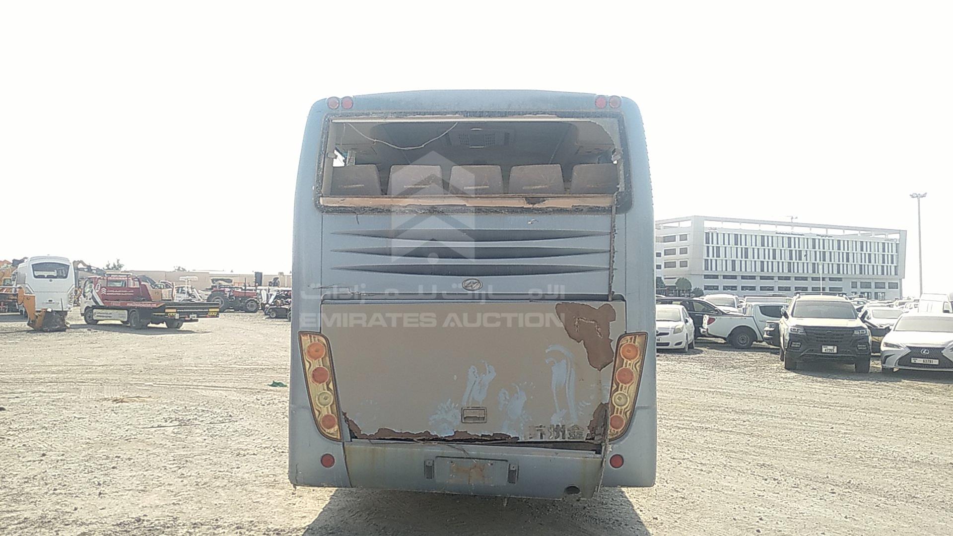 2010 HIGER BUS VIN: LKLR1FSD3AB537464