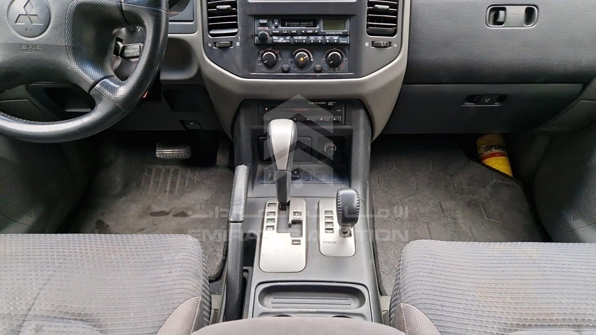 2006 MITSUBISHI PAJERO VIN: JMYMRV63W6J705247