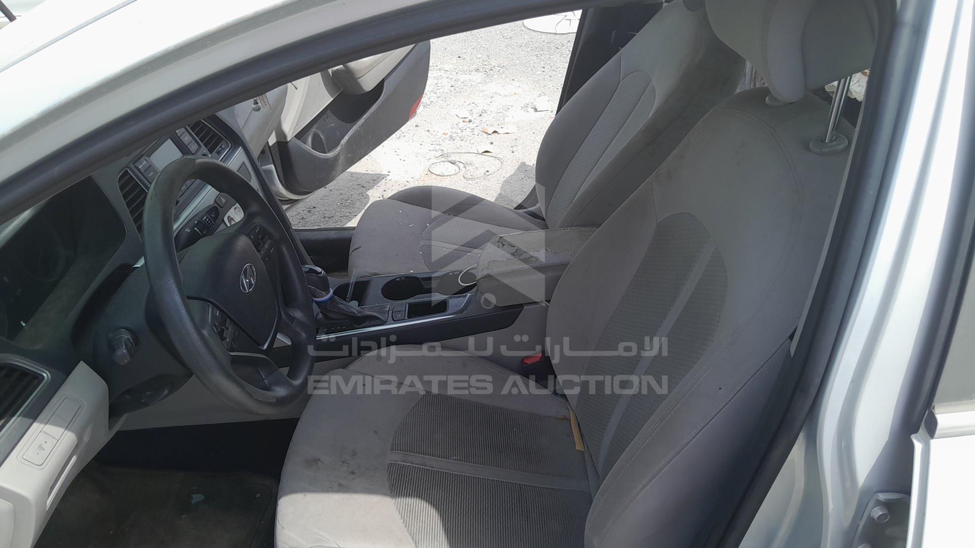 2015 HYUNDAI SONATA VIN: 5NPE24AF0FH154715
