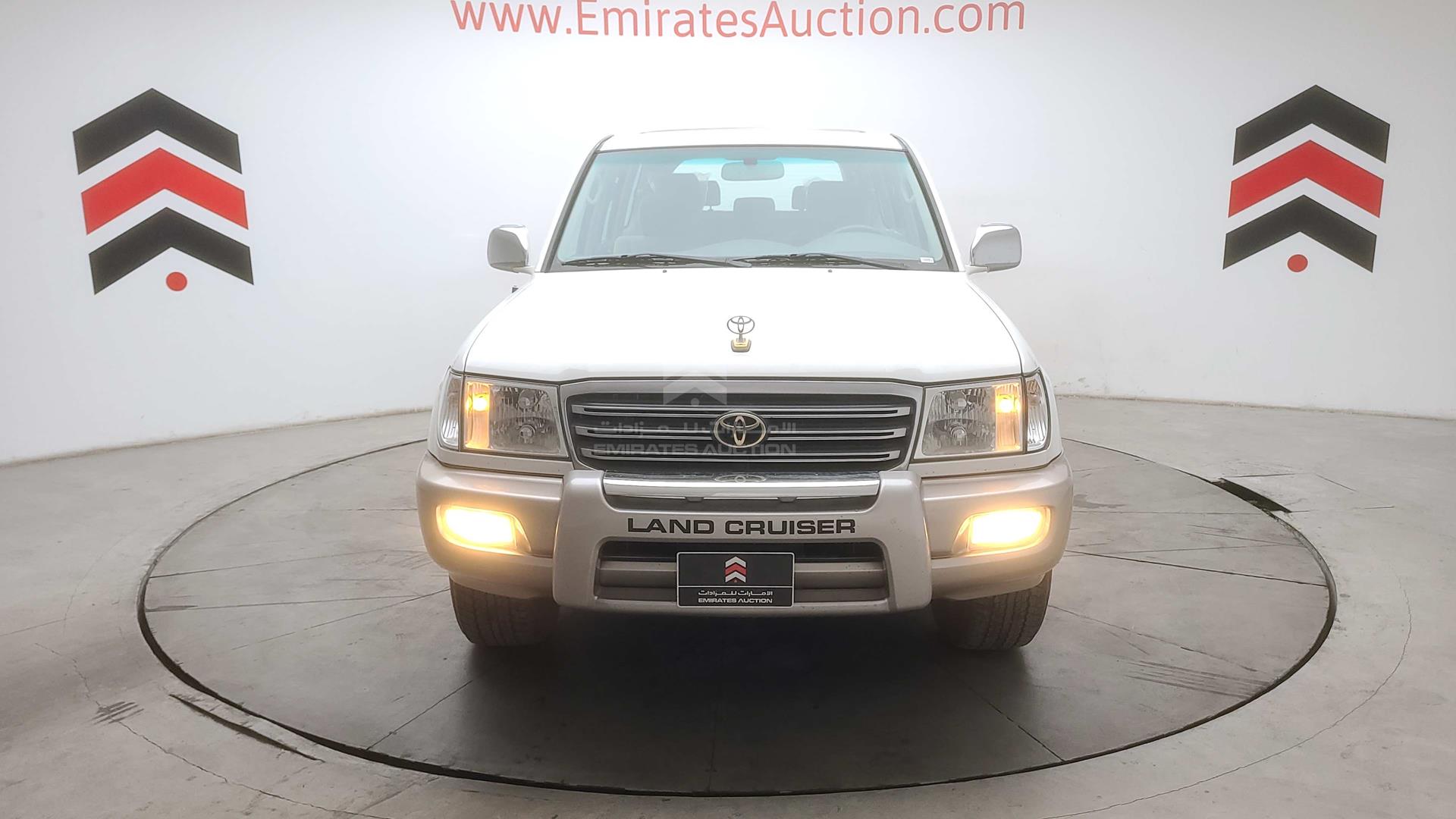 2004 TOYOTA LAND CRUISER VIN: JTEHT05J442060123