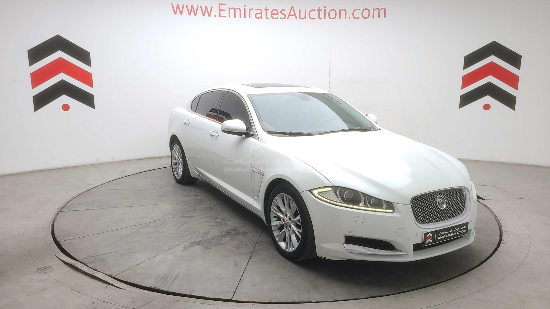 2015 JAGUAR XF VIN: SAJAA05NXFPU68552