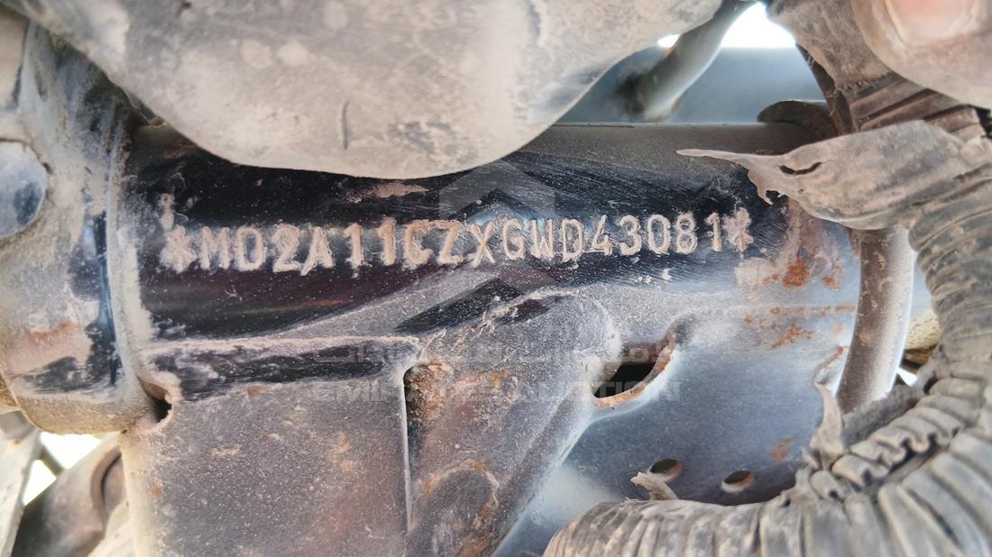 5 Motorbikes — VIN on Frame — Photo 2