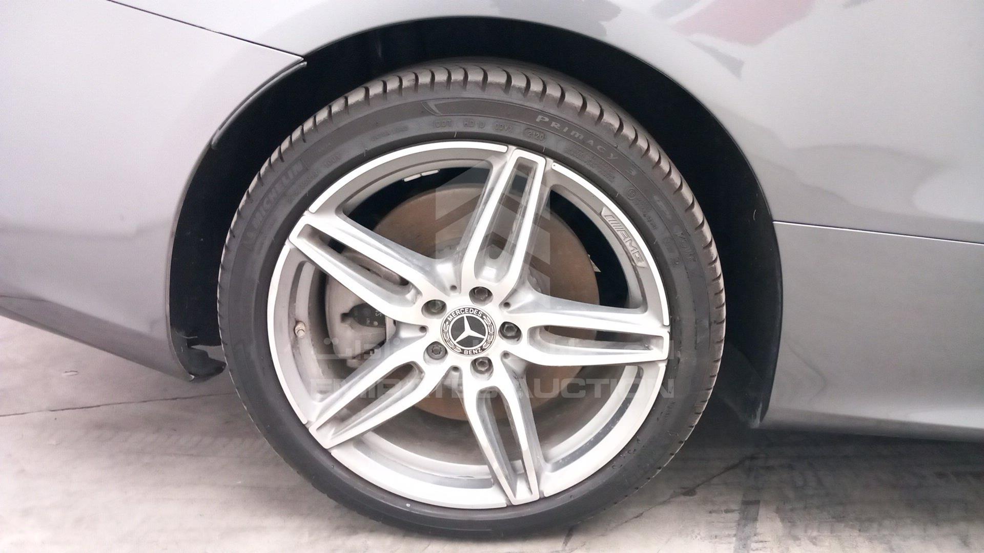 2018 MERCEDES E 400 VIN: WDD1K6FBXJF041475