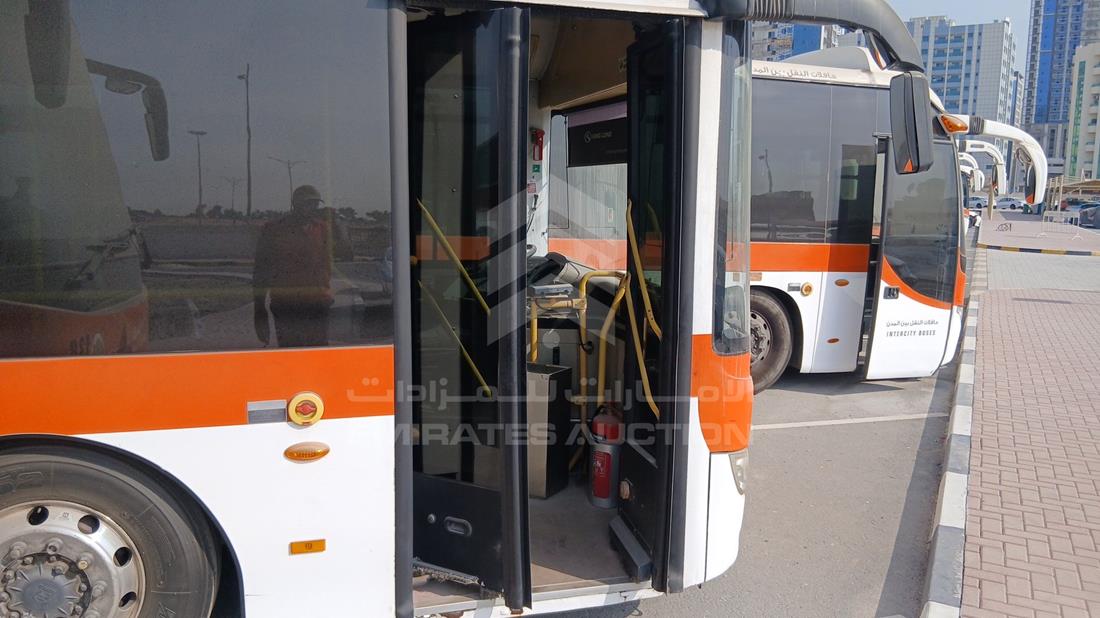 2018 King Long XMQ 6120 — Front Right Door — Photo 22