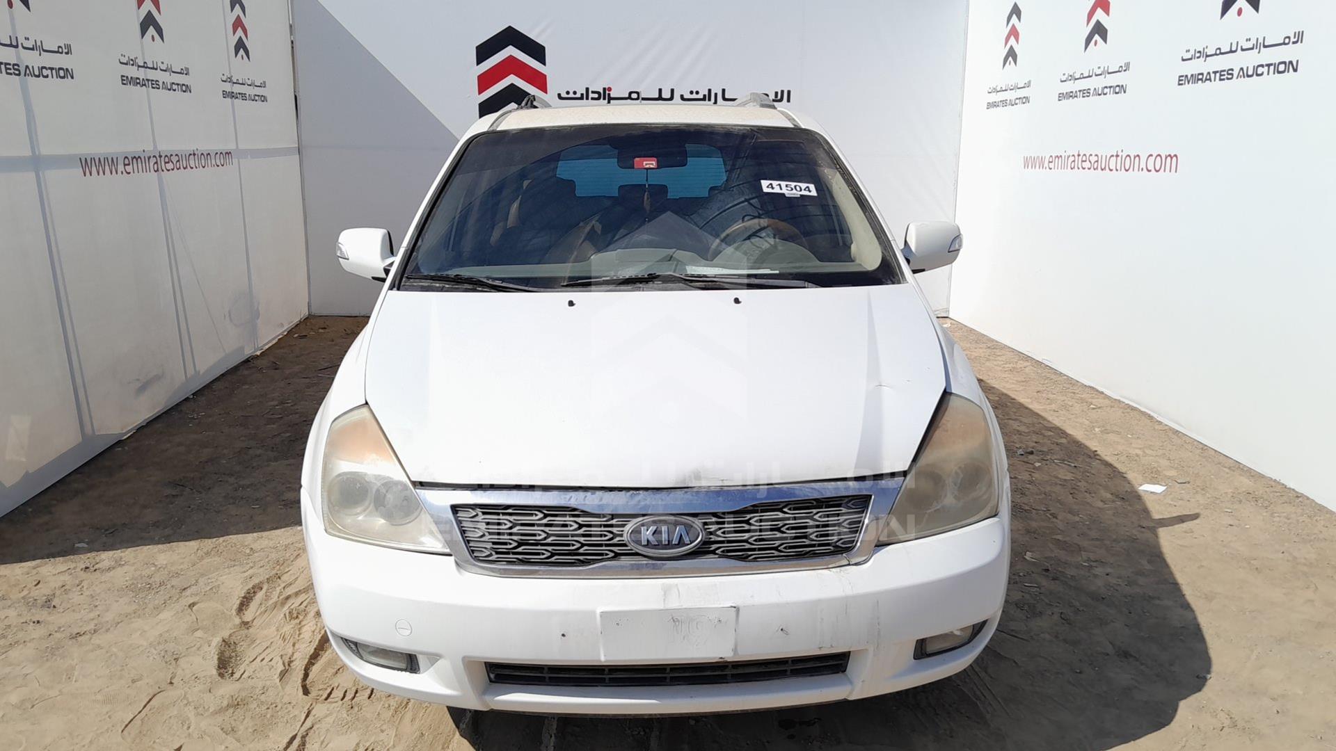 2011 KIA CARNIVAL VIN: KNAMH8177B6386899