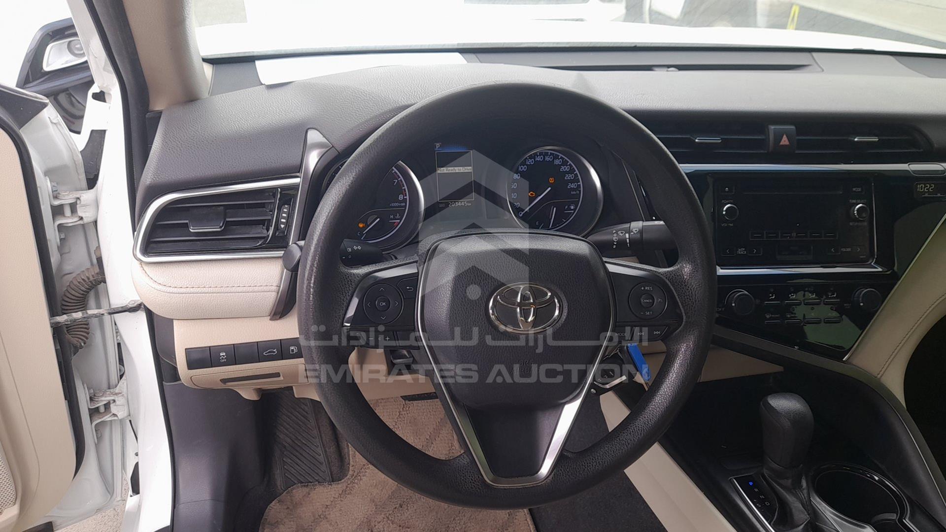 2018 TOYOTA CAMRY VIN: JTNBF9HK4J3014819