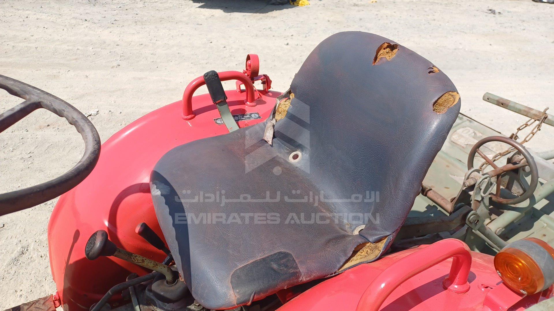 0 YANMAR --- VIN: YM1300D05117