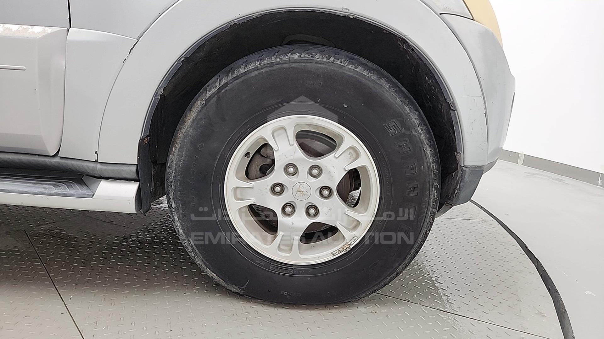2007 MITSUBISHI PAJERO VIN: JMYLRV93W7J708656