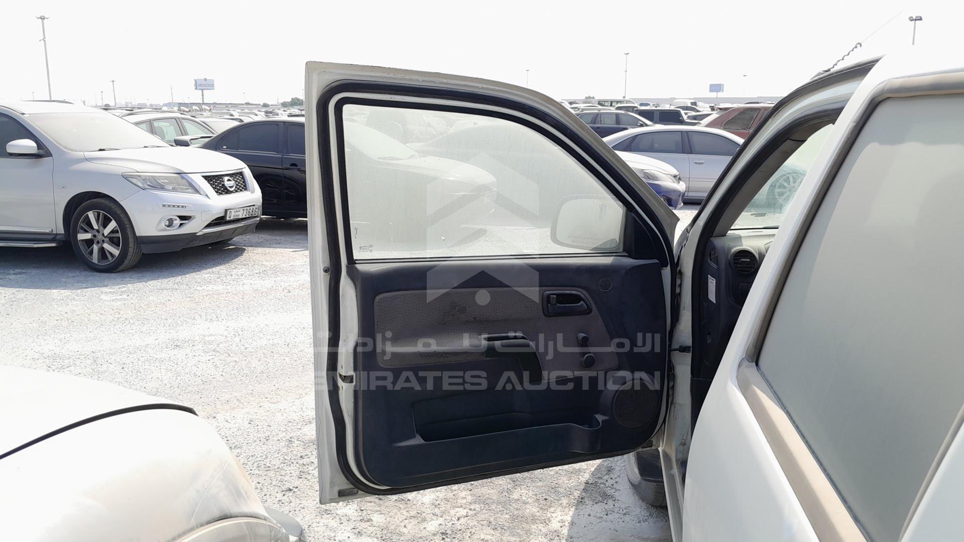 2008 ISUZU D-MAX VIN: MPAER33P88H568071