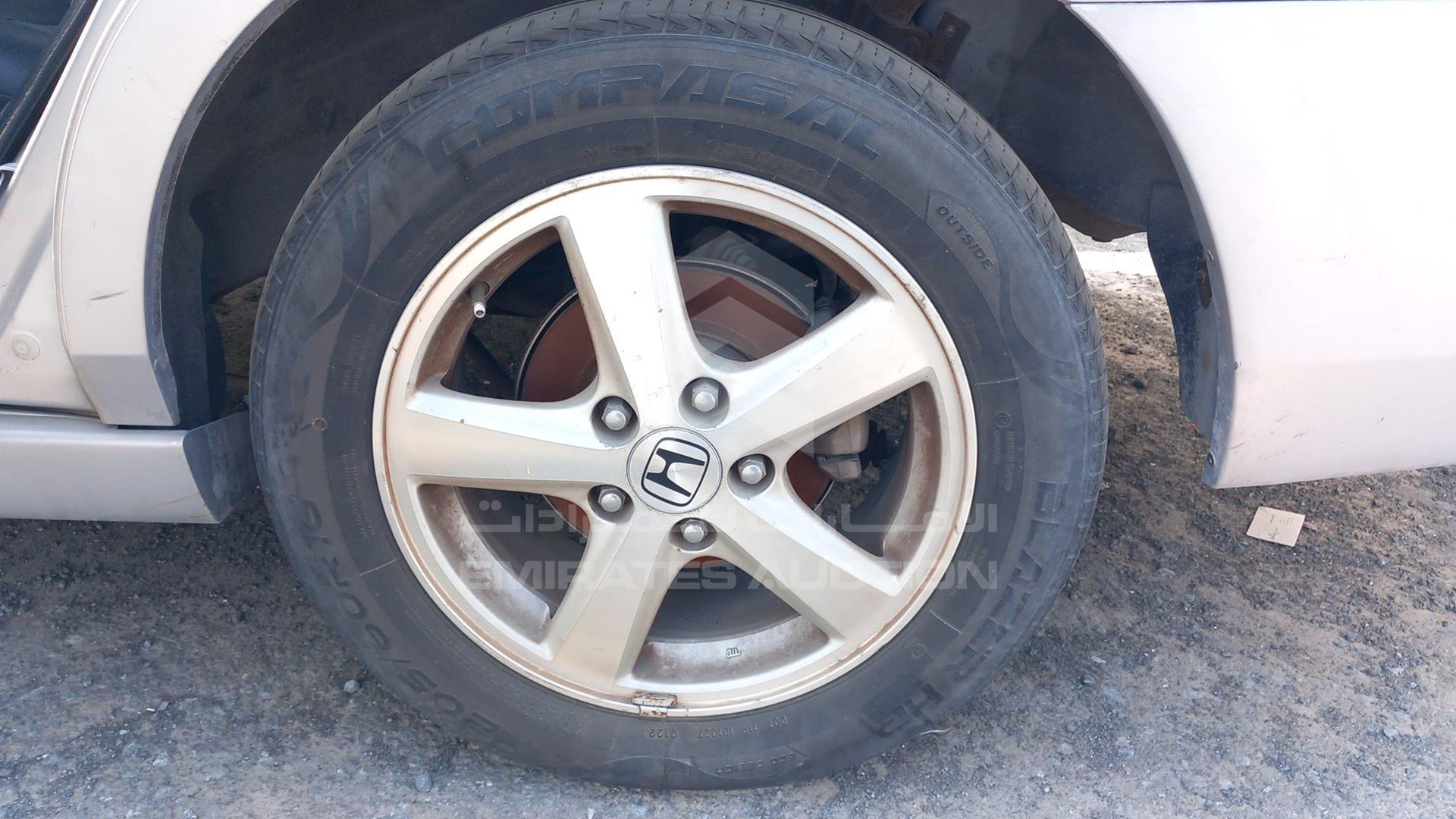 2004 HONDA ACCORD VIN: JHMCM56734C400916