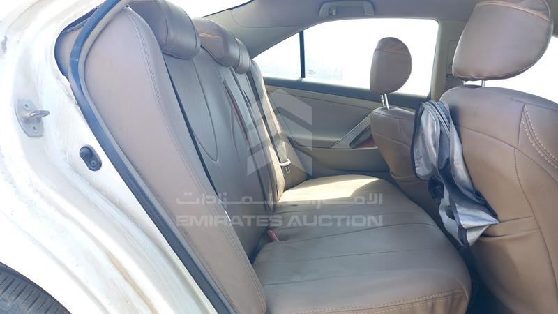 6T1BE42K8BX744228 Auction: EmiratesAuction Lot: 408520 6T1BE42K8BX744228 Toyota Camry 2011 WHITE Photo 22