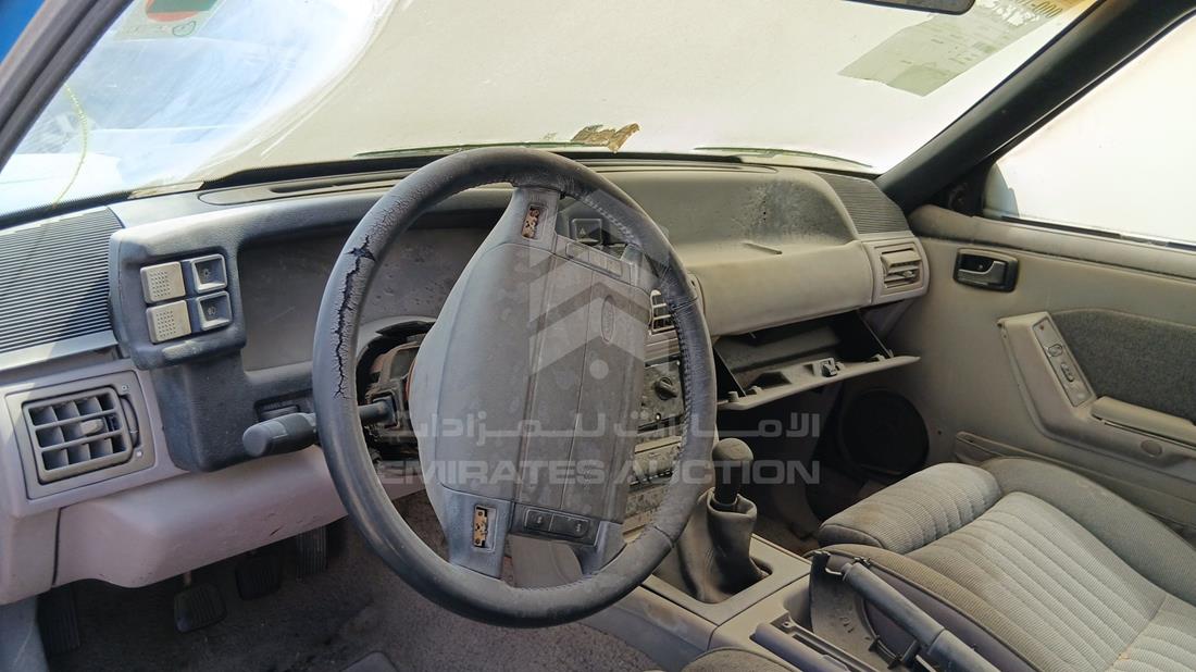 1990 Ford Mustang - Scrap without document — Front Left Driver Dashboard View — Photo 11
