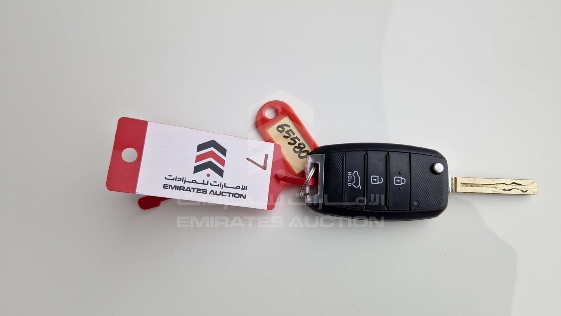 2019 KIA CARNIVAL VIN: KNAMB8121K6545261