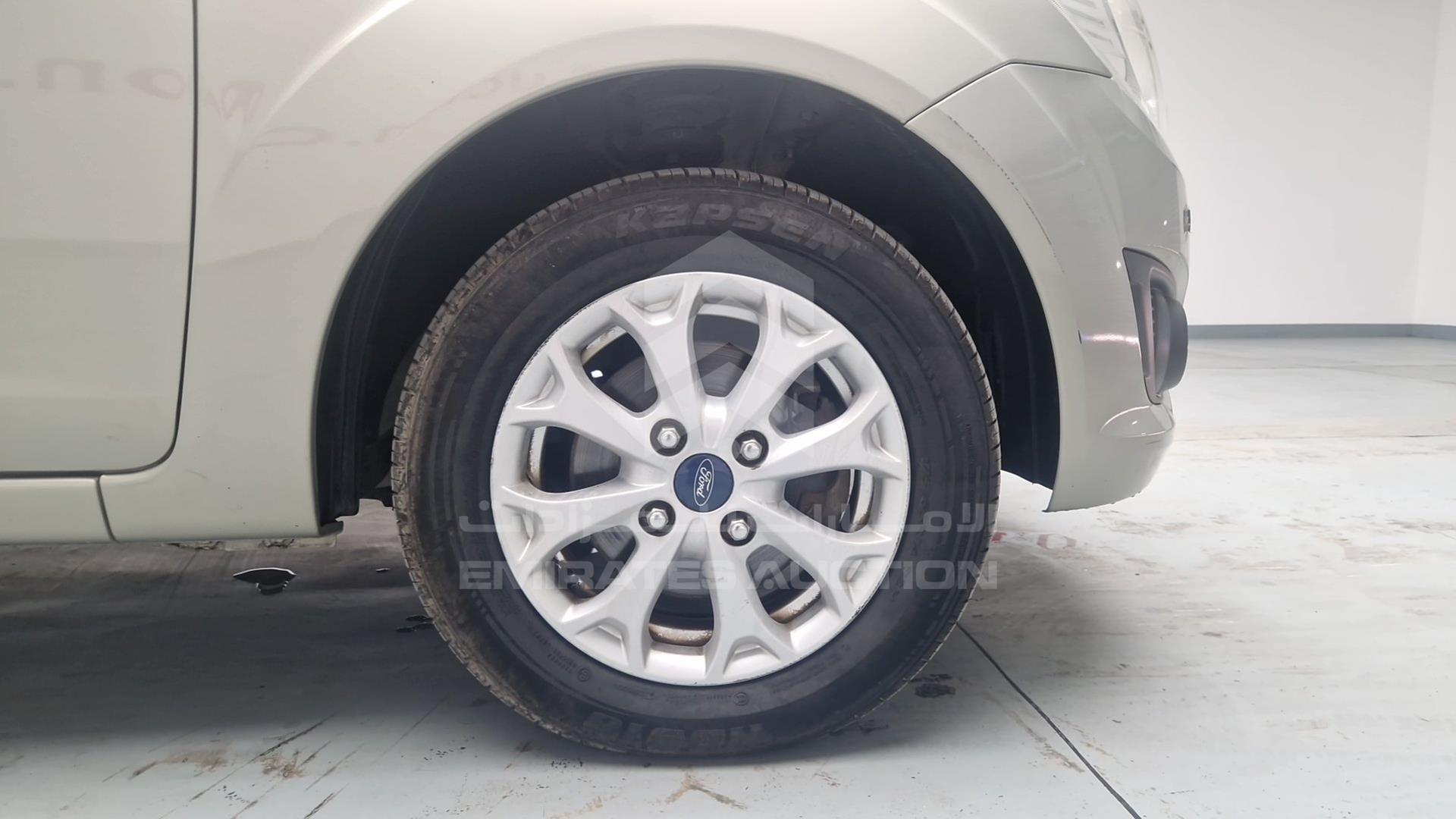 2015 FORD FIGO VIN: MAJTJ2ZD2FAL47852