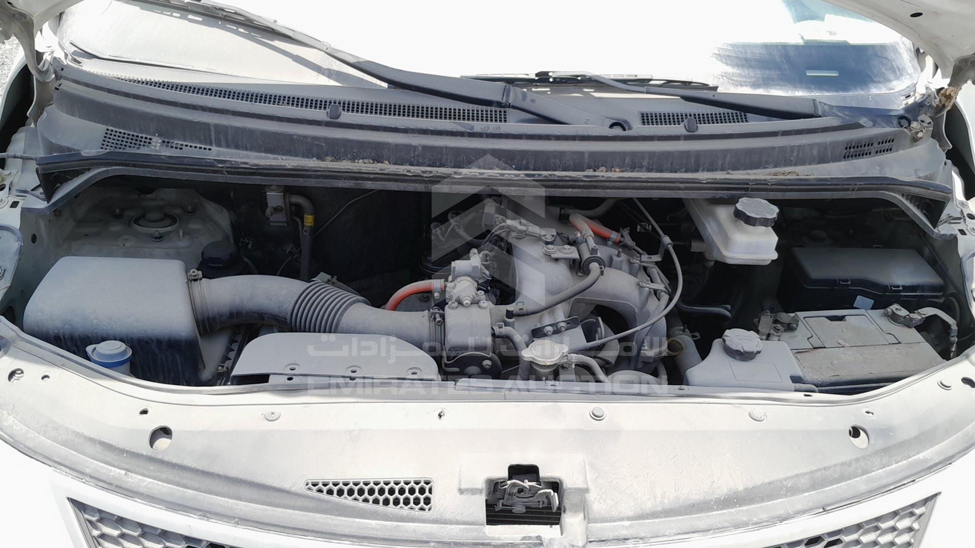 2010 HYUNDAI H1 VIN: KMHWG81R4AU226372